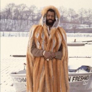 Meet your Posher, Christopher